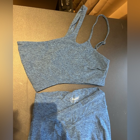 (3) Bombshell Workout Set Bundle - Picture 11 of 13